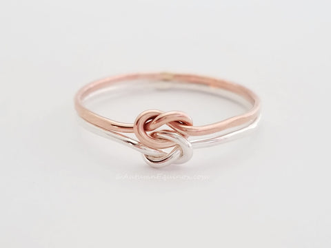 Knot Rings