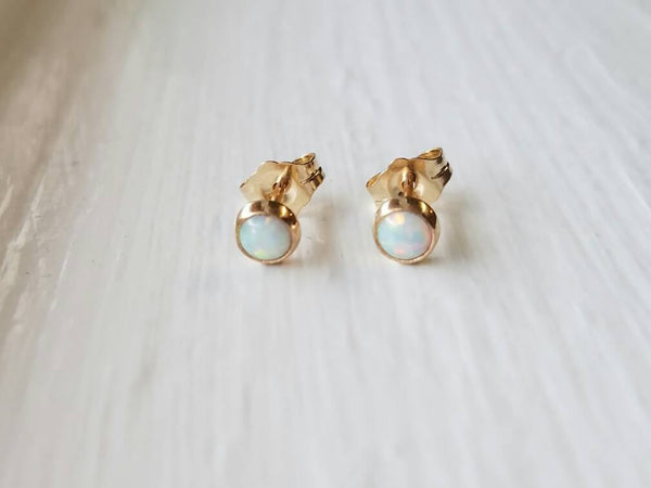 Opal Stud Earrings 14k Gold