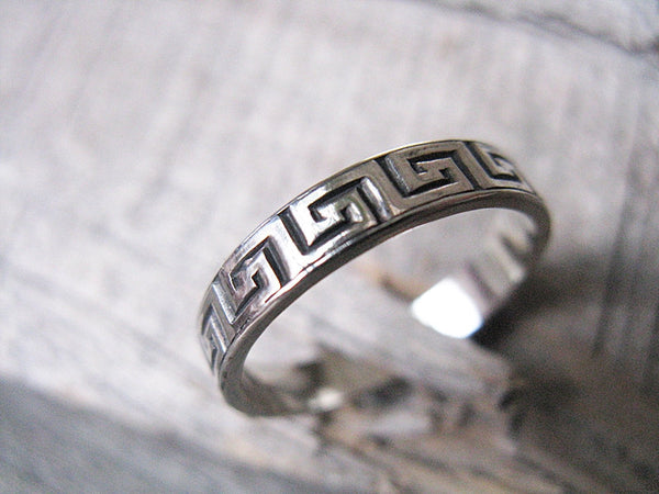 Sterling silver Grecian band